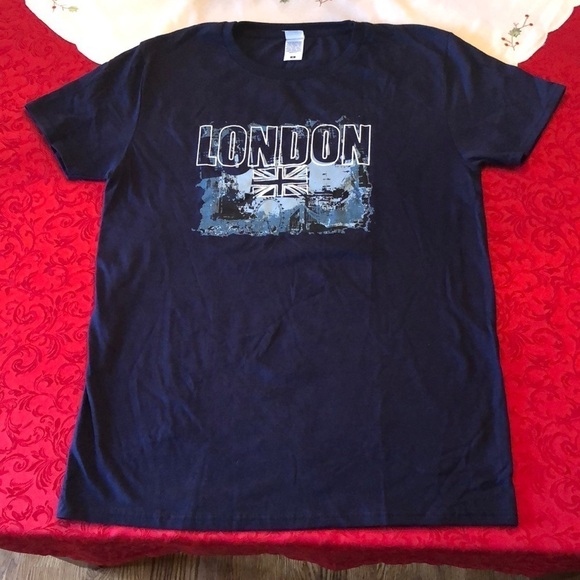 London Tee - Picture 4 of 6